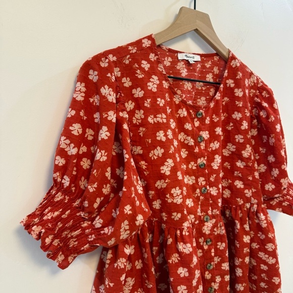 Madewell Puff Sleeve Floral Button- Front Top In Swiss Dot Happy Hibiscus size m - Picture 4 of 8